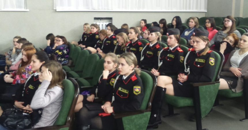 В Ленинградском педагогическом колледже прошло мероприятие приуроченное к дню Воинской Славы