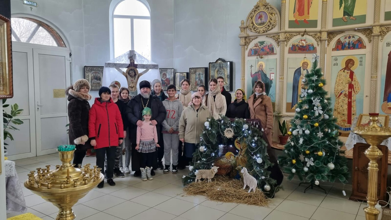 Рождественские украшения храмов Донецкой епархии