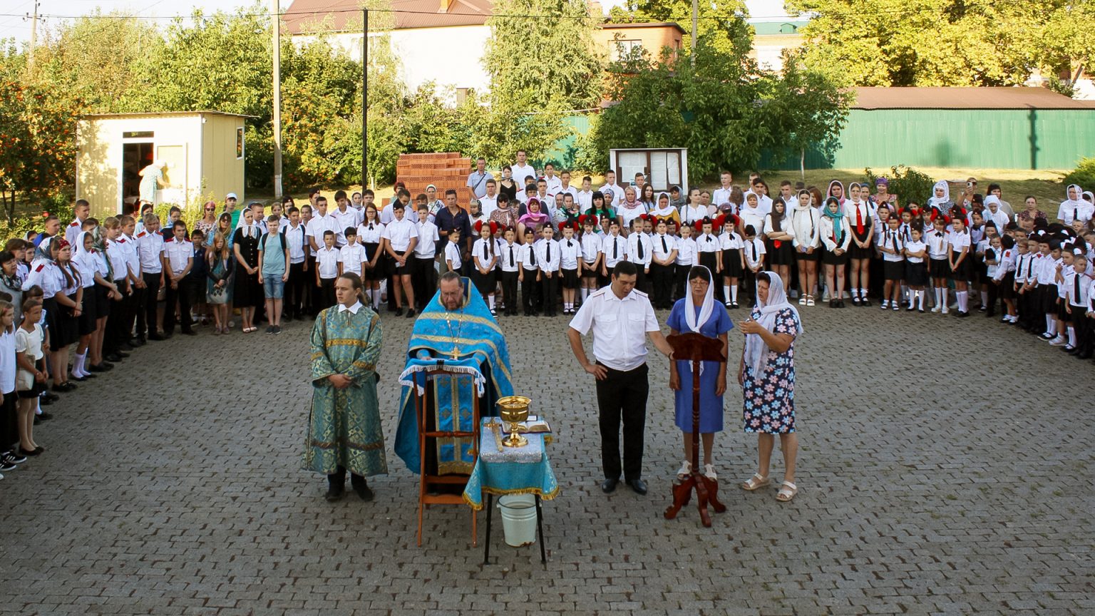 храм трех святителей станица ленинградская