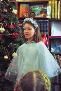 Рождественский праздник для детей  прошел в каневском храме Покрова Пресвятой Богородицы