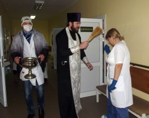Ежегодную молодёжную акцию «Крещенская купель» провели в Каневской ЦРБ