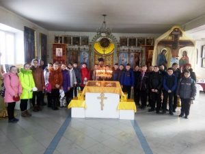 Учащиеся посетили Свято-Троицкий храм станицы Переясловской