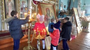 Храм Богоявления Господня станицы Калининской посетили школьники