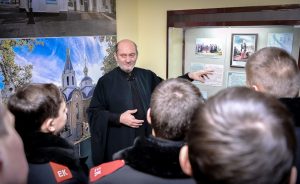 Казаки Ейского казачьего кадетского корпуса посетили  церковно-исторический кабинет