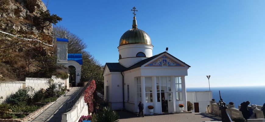 Состоится паломническая поездка по святым местам Крыма на праздник святителя Луки Крымского  с 6 по 11 июня