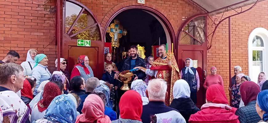 День святых жен-мироносиц отметили в городе Приморско-Ахтарск